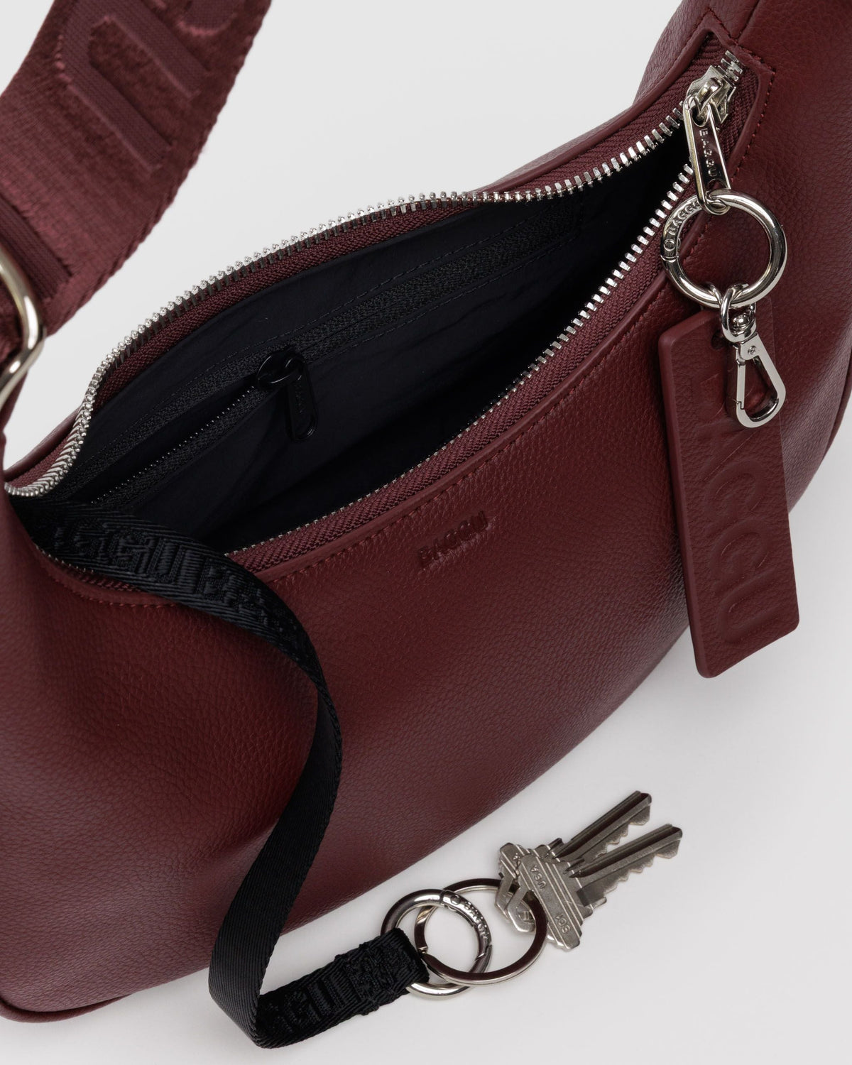 SMALL RECYCLED LEATHER CRESCENT BAG