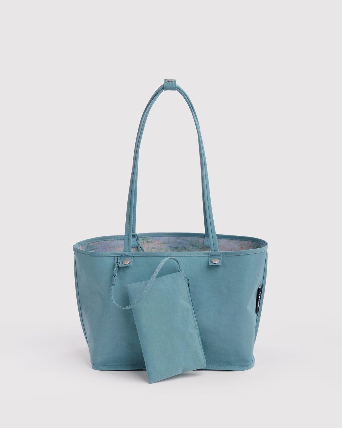 MEDIUM NYLON REVERSIBLE TOTE