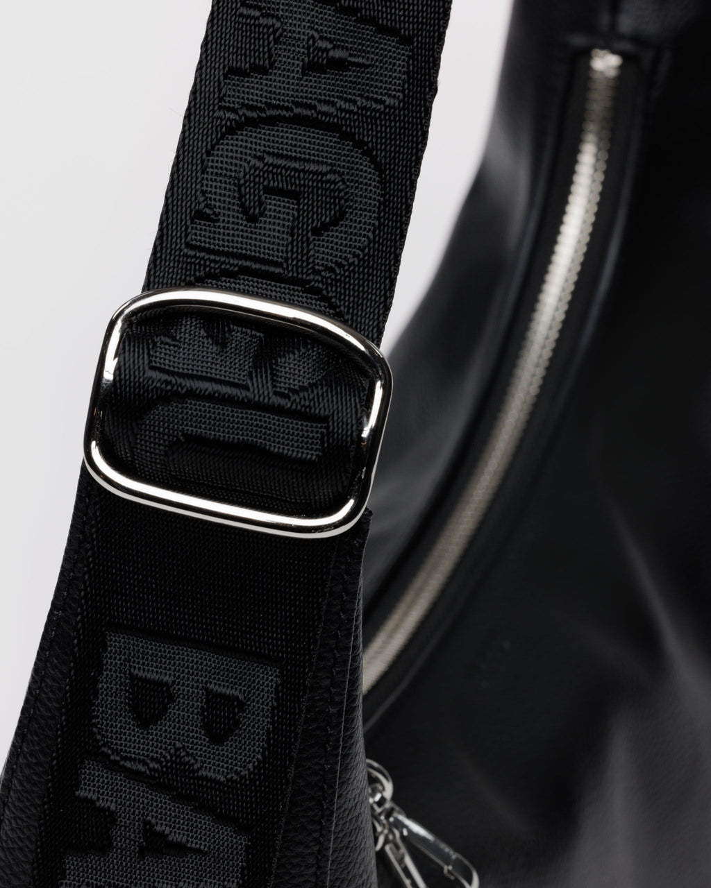 MEDIUM RECYCLED LEATHER CRESCENT BAG
