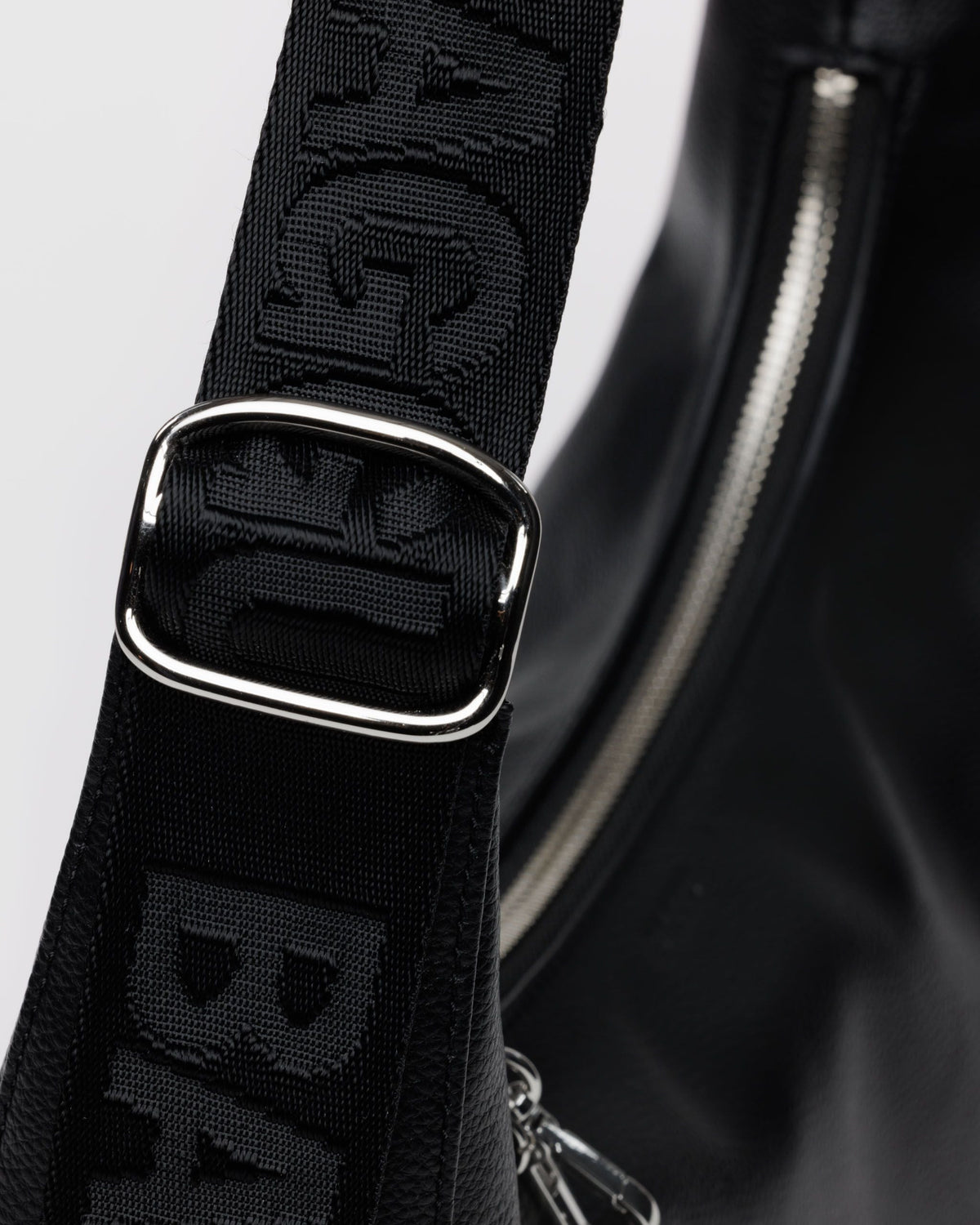 MEDIUM RECYCLED LEATHER CRESCENT BAG