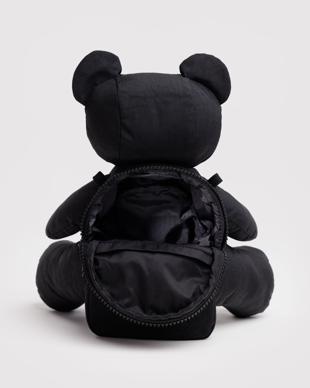 BEAR BAGGU
